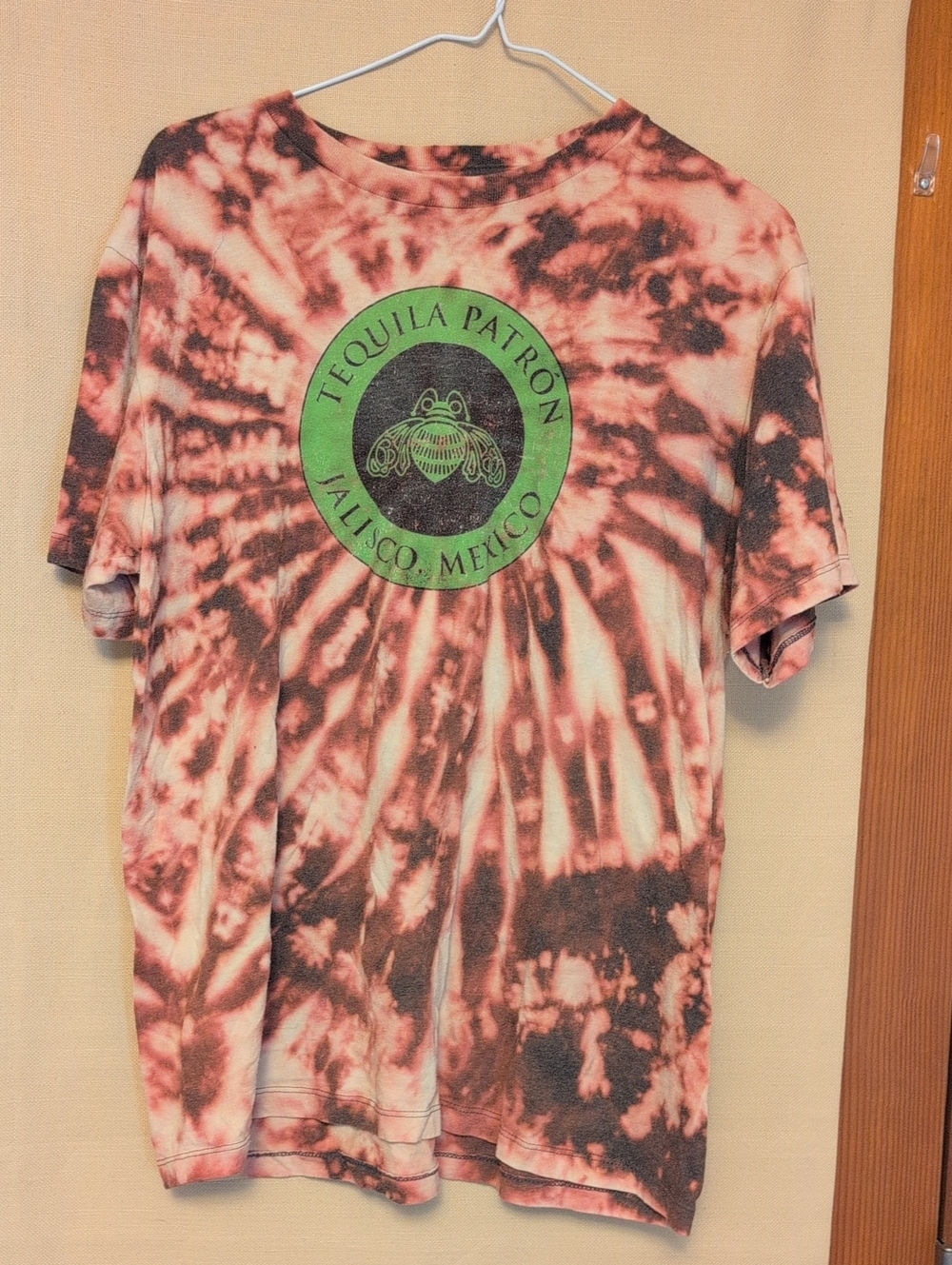 Tequila Patron Jalisco Mexico Iconic Bee Logo Tie Dye T-Shirt Size Large